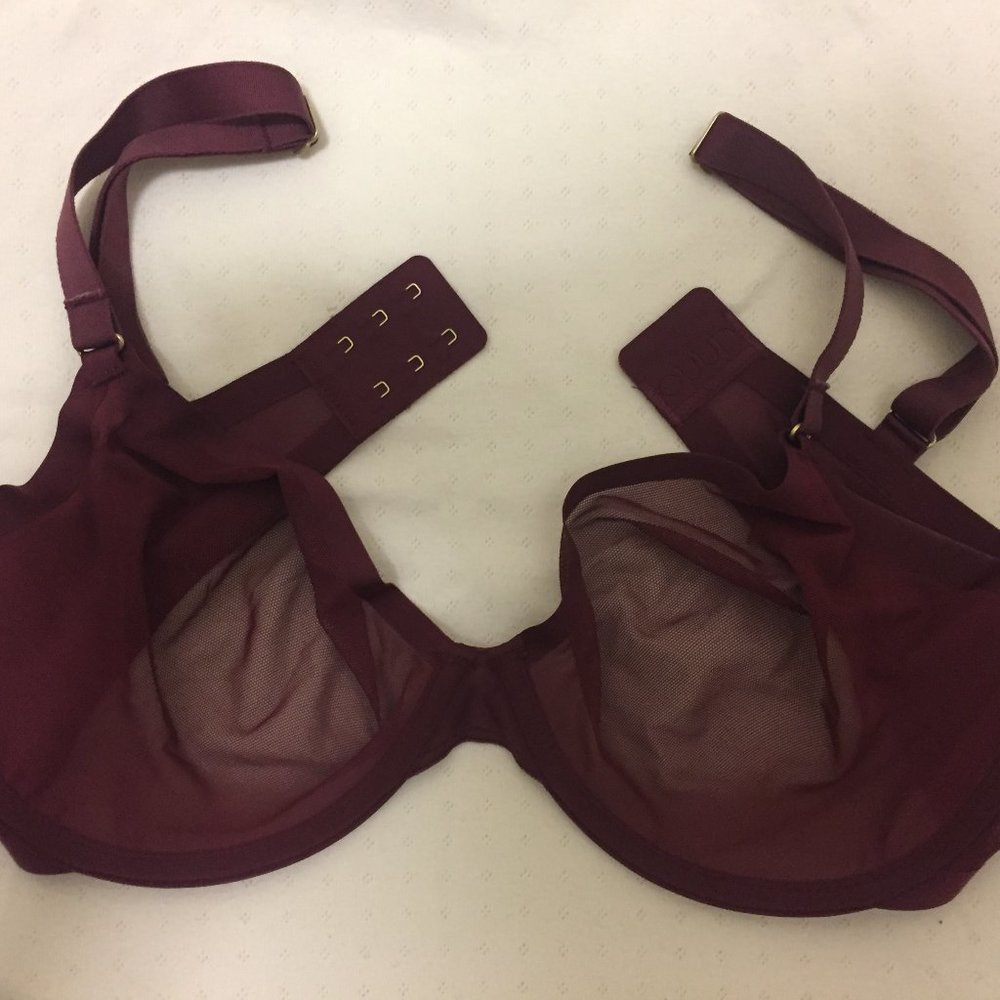 BRAND NEW Cuup "The Plunge" Bra Expresso